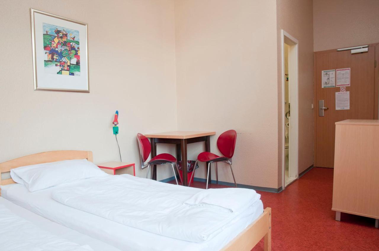 Happy Hotel Berlin Exterior photo