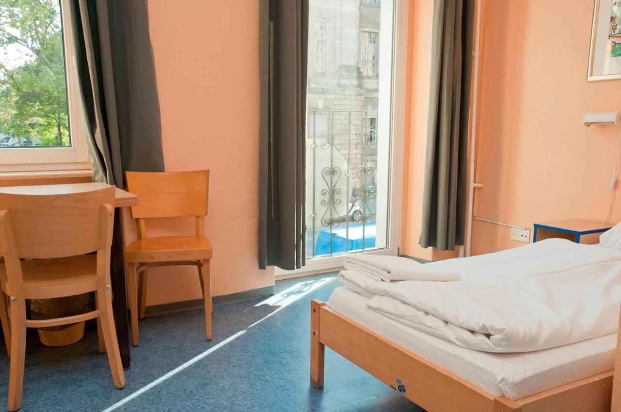 Happy Hotel Berlin Exterior photo