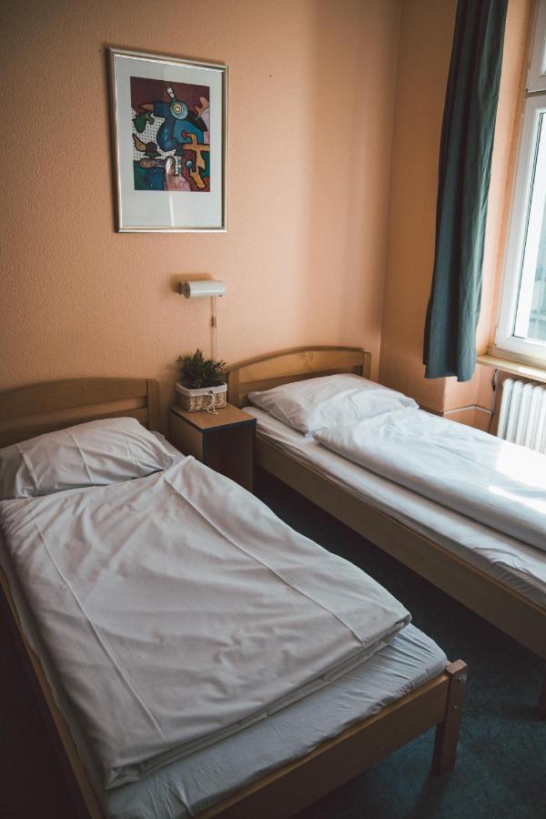 Happy Hotel Berlin Exterior photo